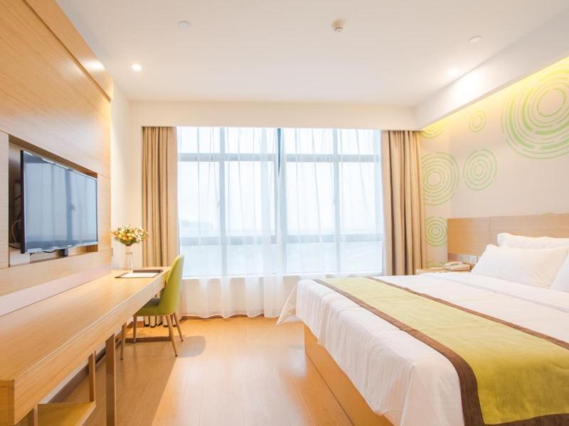 Greentree Inn Wuxi Huishan District Yangshan Town Jiayang Life Plaza Business Hotel Цзясин Экстерьер фото
